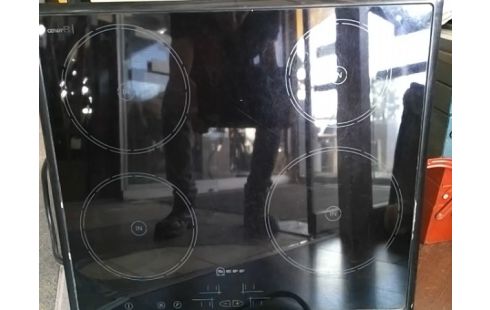 PLAQUE DE CUISSON VITRO-CÉRAMIQUE NEFF