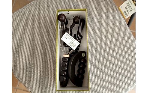 USTENSILE DE MASSAGE LE LOT