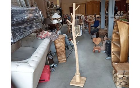 PORTE MANTEAU BOIS FLOTTANT RADIATEUR