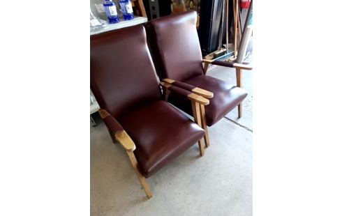 PAIRE DE FAUTEUILS VINTAGE