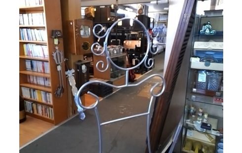 PORTANT VETEMENTS METAL