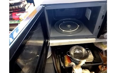 FOUR MICRO ONDES DAEWOO