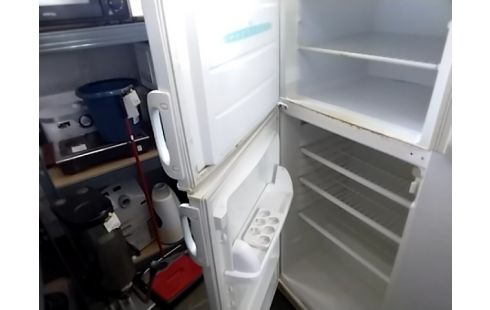 FRIGO CONGELATEUR ARTHUR MARTIN