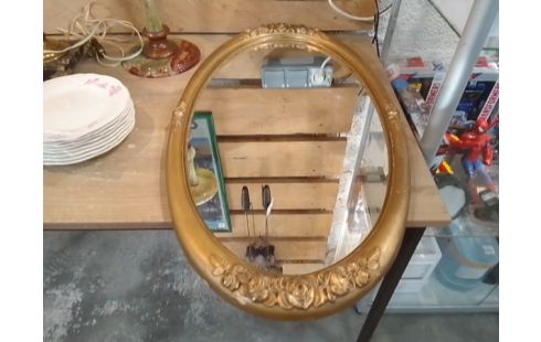 MIROIR DORE OVALE
