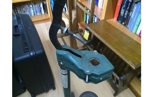 BOUCHONNEUSE MANUELLE VERTE