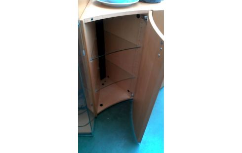 MUEBLE BAJO. DISEÑO 6 PUERTAS FRESNO LOOK ILUMINADO