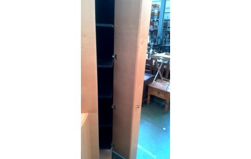 MUEBLE BAJO. DISEÑO 6 PUERTAS FRESNO LOOK ILUMINADO