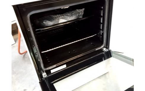 CUISINIERE GAZ beko sous garantie+injecteur