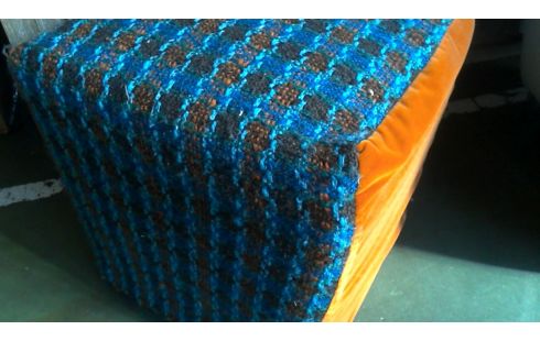 PUF CUADRADO AZUL NARANJA