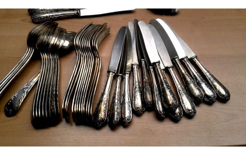 BESTEK VERZILVERD 100 STIJL LOUIS XV 4X12+11