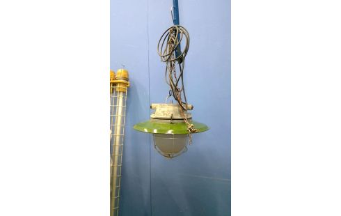 LÁMPARA DE TECHO VERDE