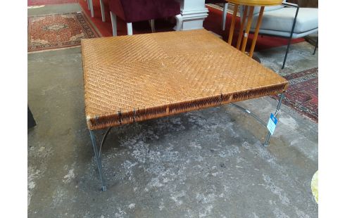 TABLE BASSE CARREE TRESSEE FER FORGE