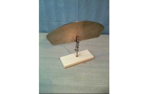 HUTSTÄNDER METALL VERSTELLBAR