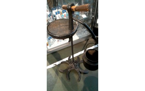 ANRICHTE 1 SCHMIEDEEISEN