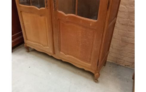 BIBLIOTHEQUE LXV CHENE MOYEN