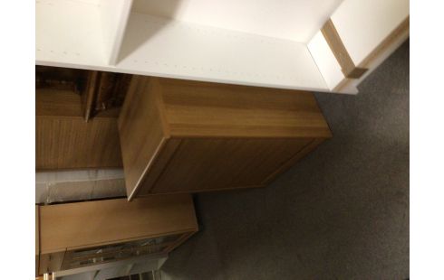 ARMOIRE A VOLET COULEUR HETRE