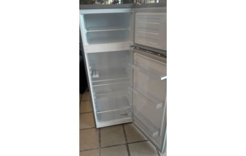 KOEL-VRIESCOMBINATIE BEKO IN DE STAAT