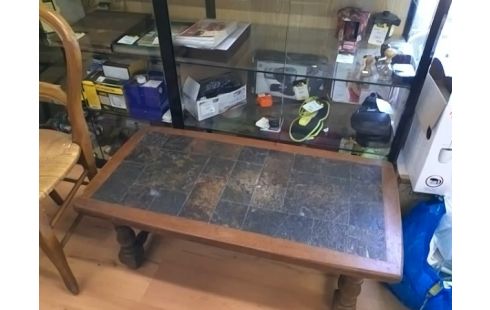 TABLE BASSE CARRELEE