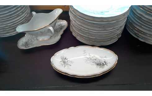 SERVICE DE TABLE LIMOGES ANCIEN