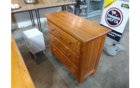 COMMODE PIN 3 TIROIRS EN L'ETAT