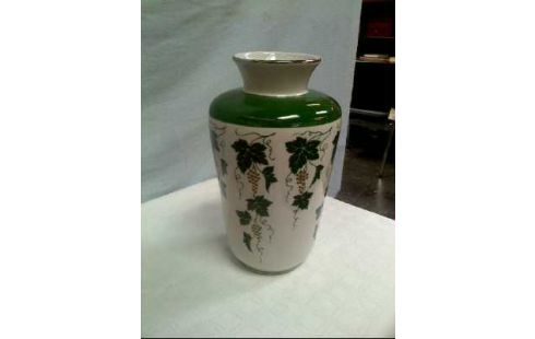 VASE PORZELLAN WEIß GRÜN WEINLAUBE 60ER