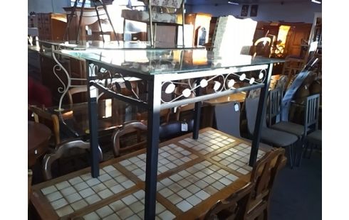 TABLE PIED METAL PLATEAU VERRE