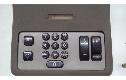 TASCHENRECHNER IM VINTAGE-STIL