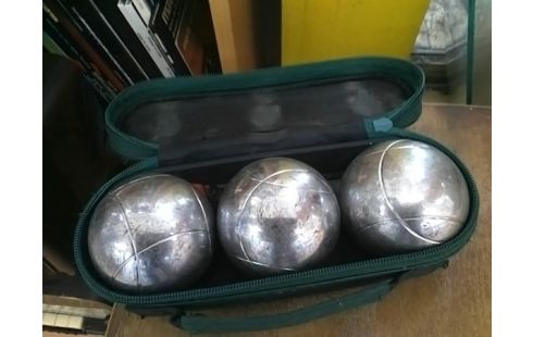 LOT DE 3 BOULES DE PETANQUE