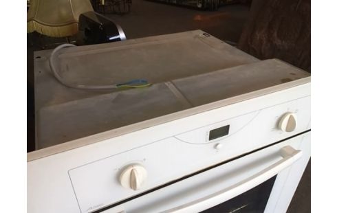 FOUR ENCASTRABLE BRANDT