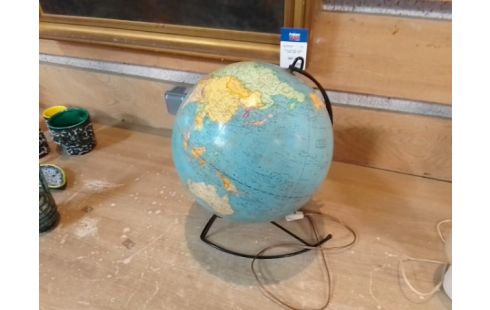 LAMPE TYPE GLOBE TERRESTRE GIRARD ET BARERE