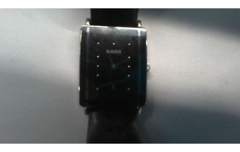 MONTRE RADO MODELE  HOMME DIASTAR