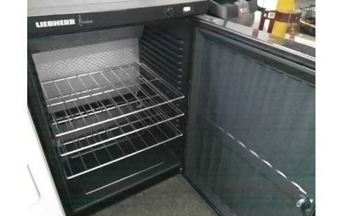 CAVE A VIN LIEBHERR 174L