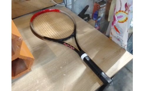 RAQUETTE DE TENNIS