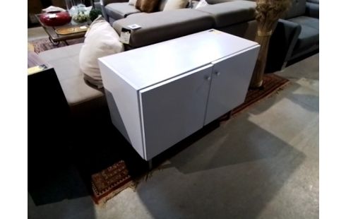 MEUBLE BAS BLANC PIED INOX 2P