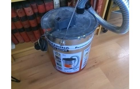 ASPIRATEUR CENDRES AVEC TUYAU