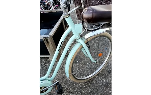 VELO DE FEMME PANIER BTWIN DIVERS COLORIS