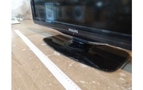 TELEVISEUR PHILIPS 80CM TNT HD INTÉGRÉ