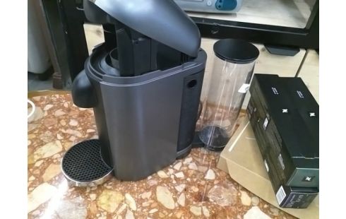 CAFETIERE NESPRESSO KRUPS XN900 + CAPSULES DE CAFE