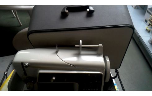 MÁQUINA DE COSER SINGER