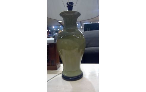 LAMPE A POSER ANGLAISE PORCELAINE VERTE