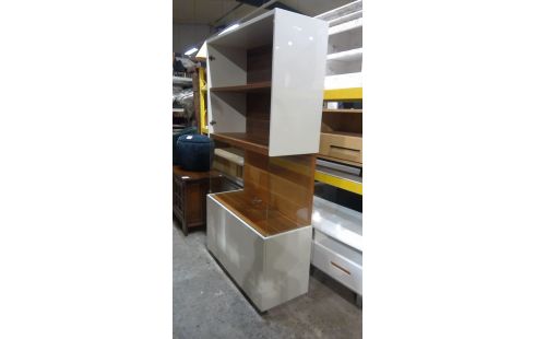 ESCAPARATE MODERNO 4 PUERTAS