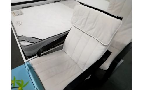 FAUTEUIL IKEA (TACHÉ)