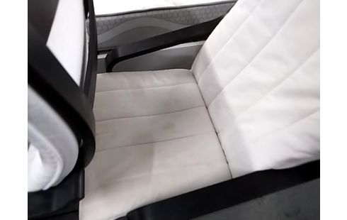 FAUTEUIL IKEA (TACHÉ)