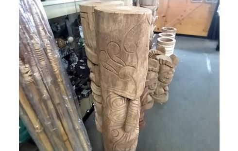 DECORATION TETE DE MAORI 1M