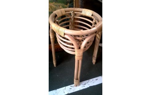 BLOEMPOTHOUDER ROTAN VINTAGE