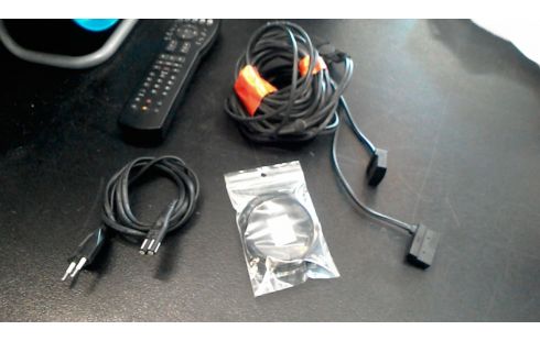 HOME CINEMA + 2 ENCEINTES  BOSE