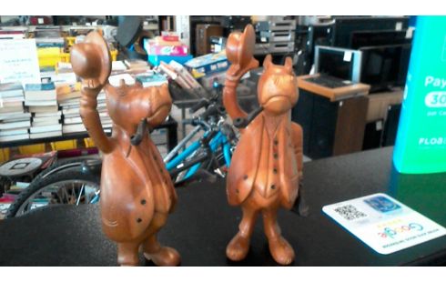 FIGURINE BOIS  SCULPTE