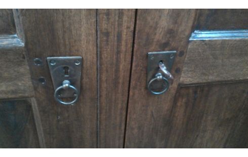 KLEERKAST MASSIEF 2 DEUREN 1 LADE