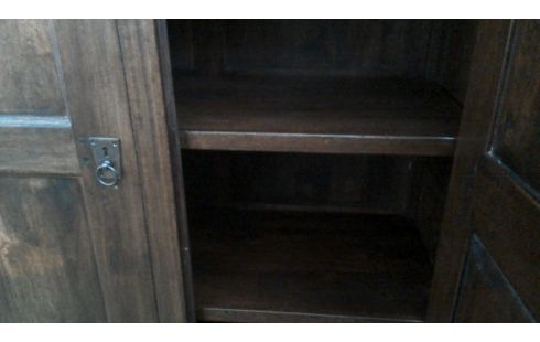 KLEERKAST MASSIEF 2 DEUREN 1 LADE