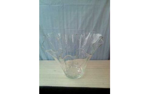 VASE GLAS GROSS GESCHWUNGEN